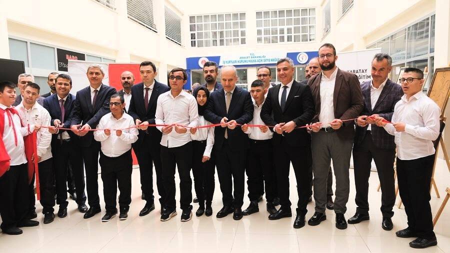 Baro’da resim sergisi açıldı 1